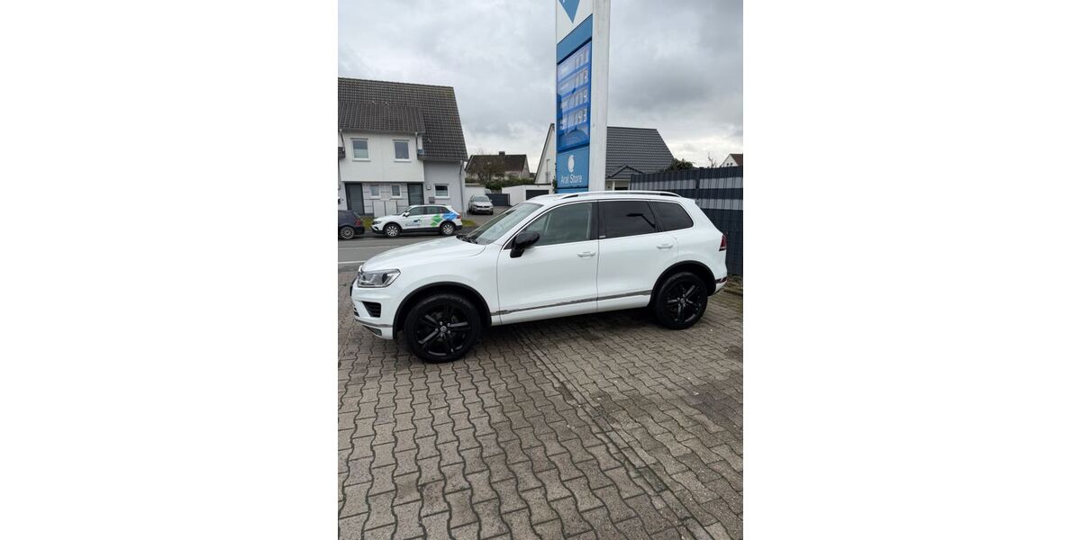 VW Touareg 282.000 km 17.500 &euro; Unna 59427