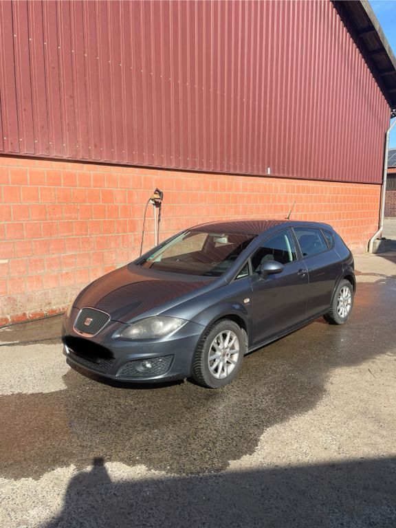 Seat Leon 149.340 km 5.800 € Senden 48308