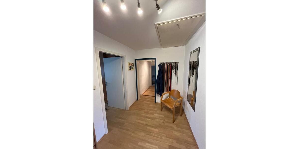Einfamilienhaus Bad Sassendorf - 8 Zimmer, 200 m&sup2;, 280.000&euro; | Angebot:27028470