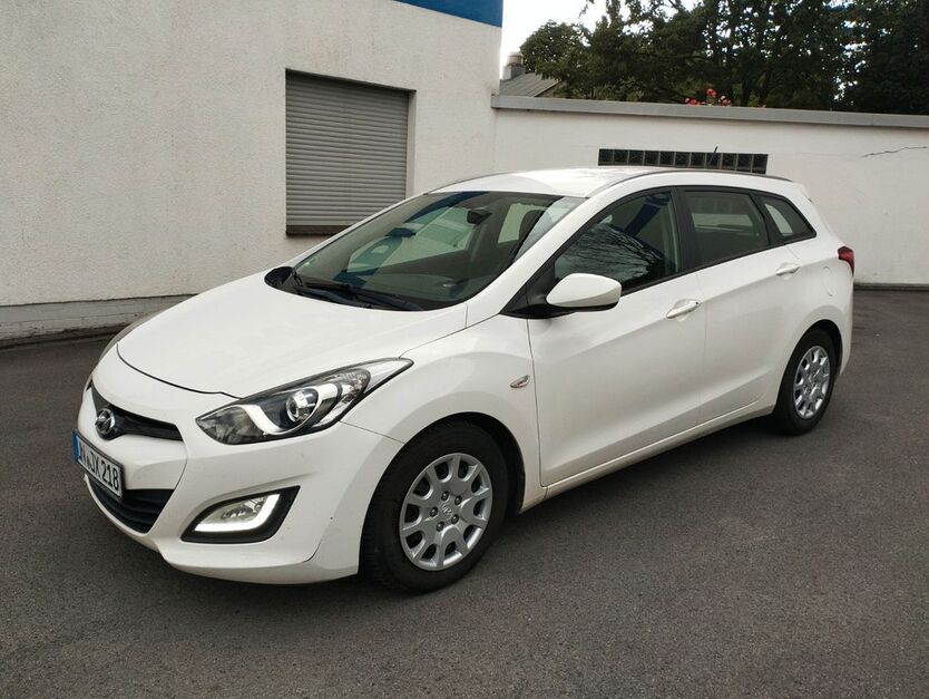 i30
