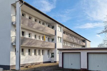 Sanierte Wohnung nebst Balkon und Duschbad 3 zimmer