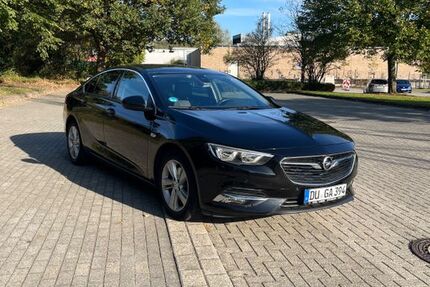 Opel Insignia 128.585 km 12.800 € Hamm 59067