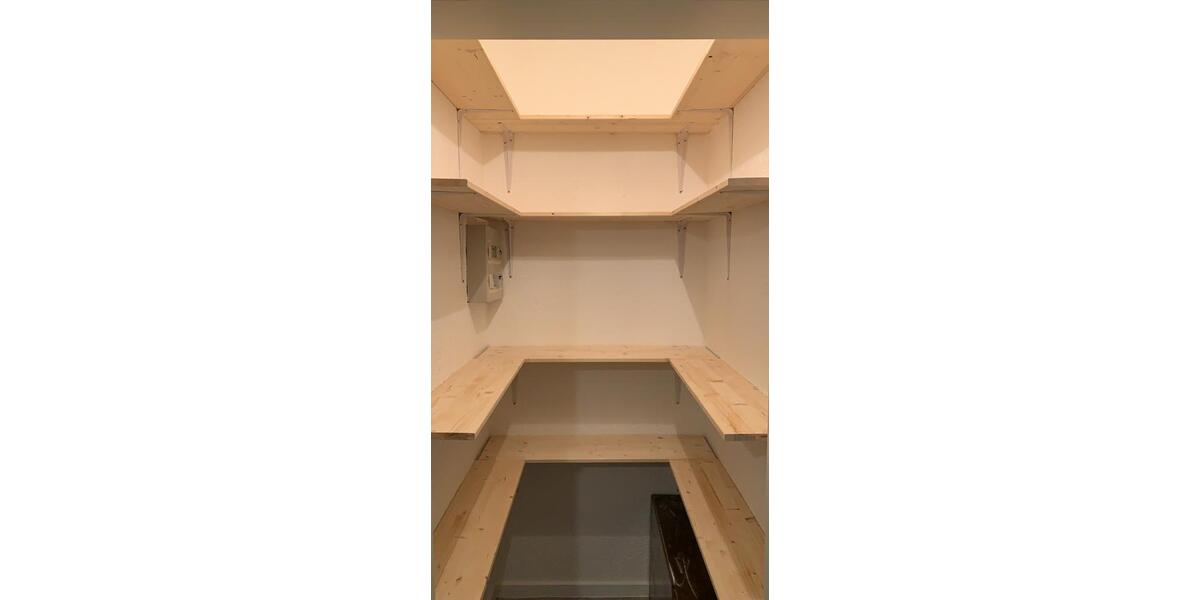 Gepflegte Eigentumswohnung mit Garage und Stellplatz 3.5 zimmer