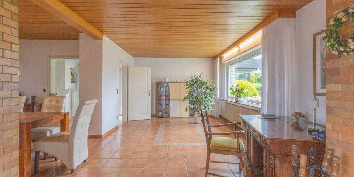 Einfamilienhaus Menden Schwitten - 3 Zimmer, 143 m&sup2;, 259.000&euro; | Angebot:26929092