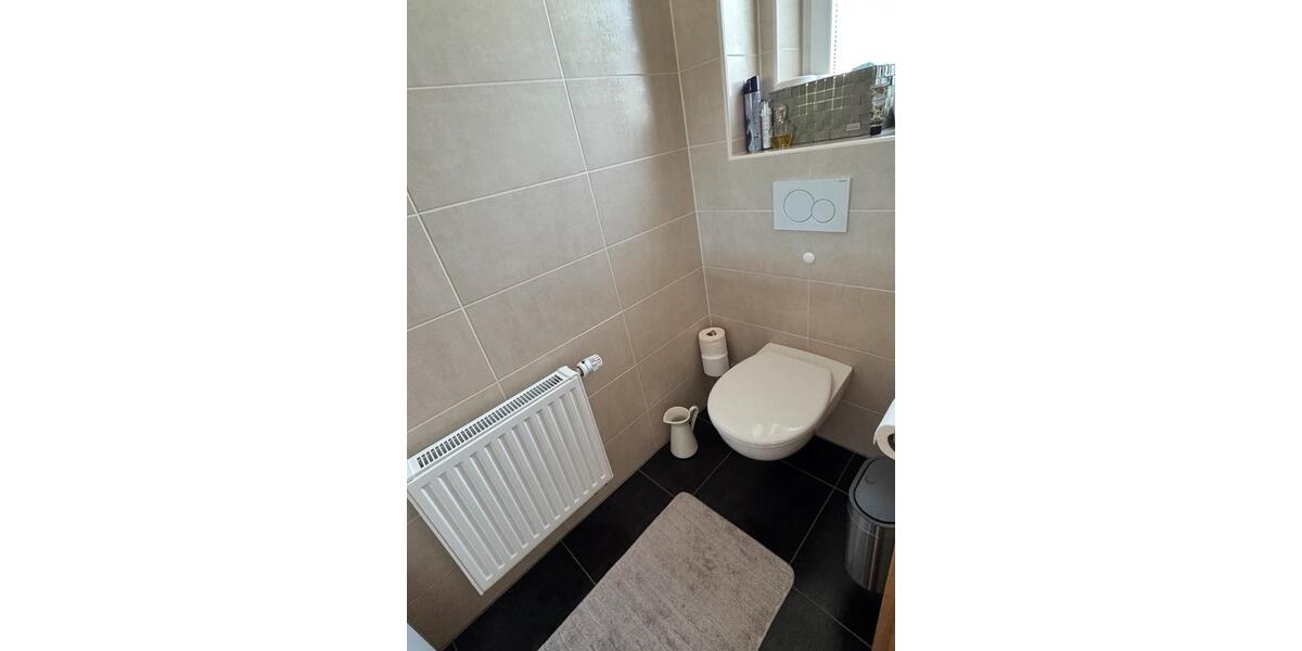 Doppelhaushälfte mit Einbauküche, Wintergarten und Garage 5 zimmer