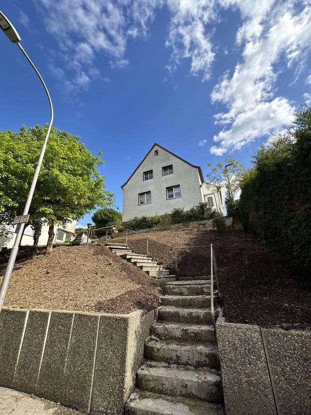 Haus zum Kaufen in Iserlohn 198.000 € 120 m²