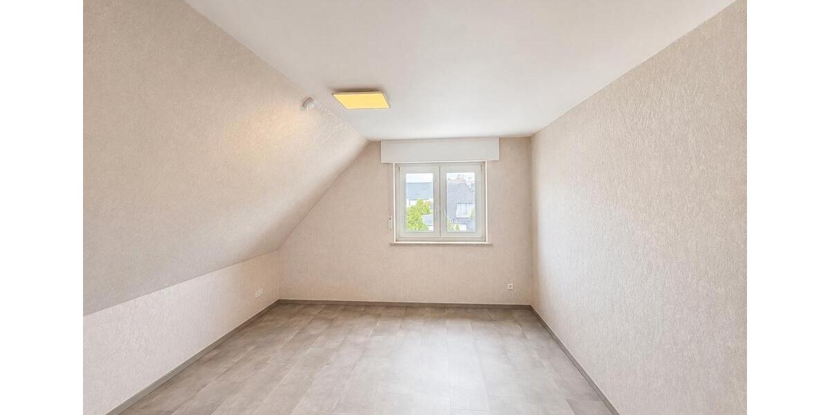 Maisonettenwohnung Hamm Bockum - 4.5 Zimmer, 94 m&sup2;, 279.000&euro; | Angebot:27230024