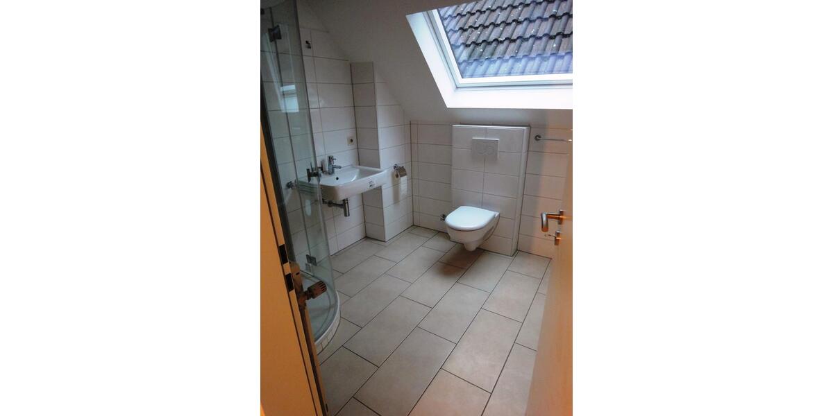 Dachgeschoßwohnung Bad Sassendorf - 3 Zimmer, 86 m&sup2;, 865&euro; | Angebot:25233608