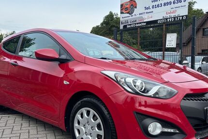 Hyundai i30 173.000 km 3.700 &euro; Hamm 59077