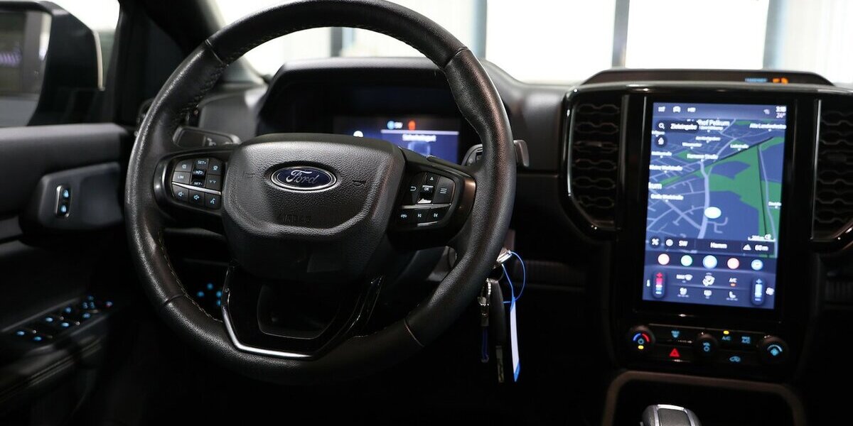 Ford Ranger 2.0 EB DK e-4WD TREMOR ROLLO,AHK,CONQUER 55.000 km 40.991 &euro; Hamm 59077