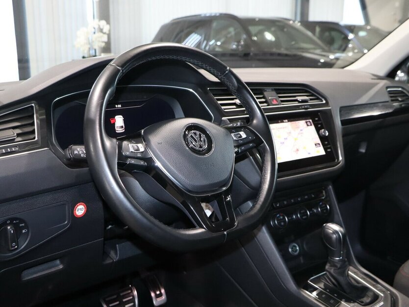 VW Tiguan 1.4 TSI DSG 4M SOUND / PANORAMA / AID 116.000 km 19.777 € Hamm 59077