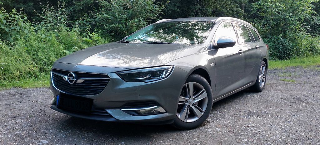 Opel Insignia 96.000 km 14.890 &euro; Beckum 59269