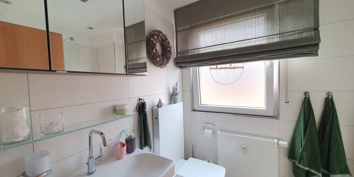 Etagenwohnung Ahlen Innenstadt - 3 Zimmer, 92 m&sup2;, 230.000&euro; | Angebot:23962304