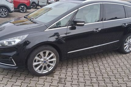 Ford S-Max 52.000 km 32.150 &euro; Kamen 59174