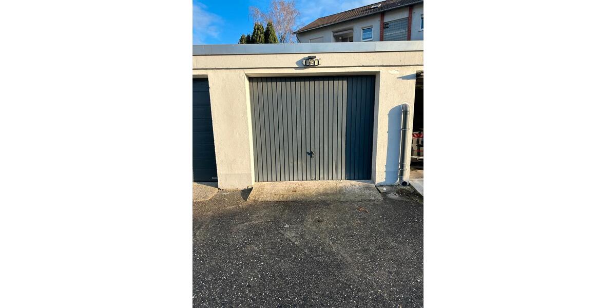 Kernsanierte Traumwohnung mit Balkon und Garage in Hamm-Westen 3.5 zimmer