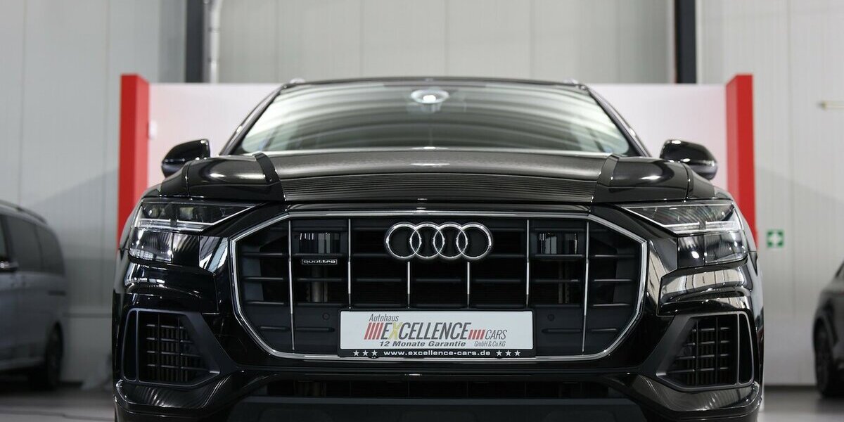 Audi Q8 55 TFSI E Q BUSINESS LUFTFAHRWERK, VOLL-LEDER 86.000 km 47.600 &euro; Hamm 59077