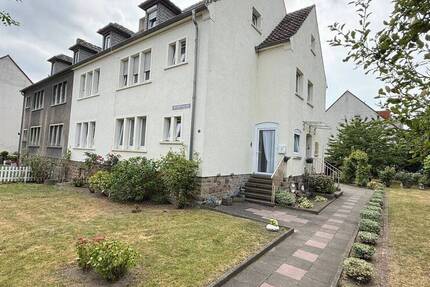 Haus Ahlen Innenstadt - 8 Zimmer, 300 m&sup2;, 440.000&euro; | Angebot:21613615