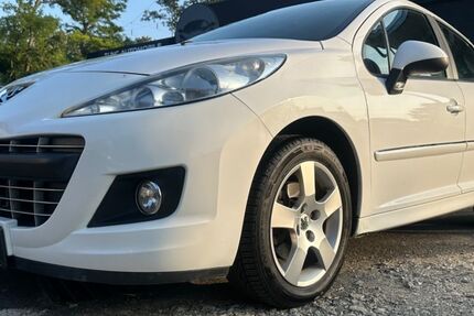 Peugeot 207 146.939 km 4.300 € Ahlen 59227