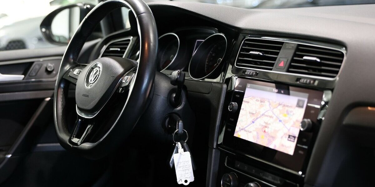 VW Golf VII 1.5 TSI BMT JOIN SPORT / STANDHEIZUNG 117.000 km 14.777 &euro; Hamm 59077