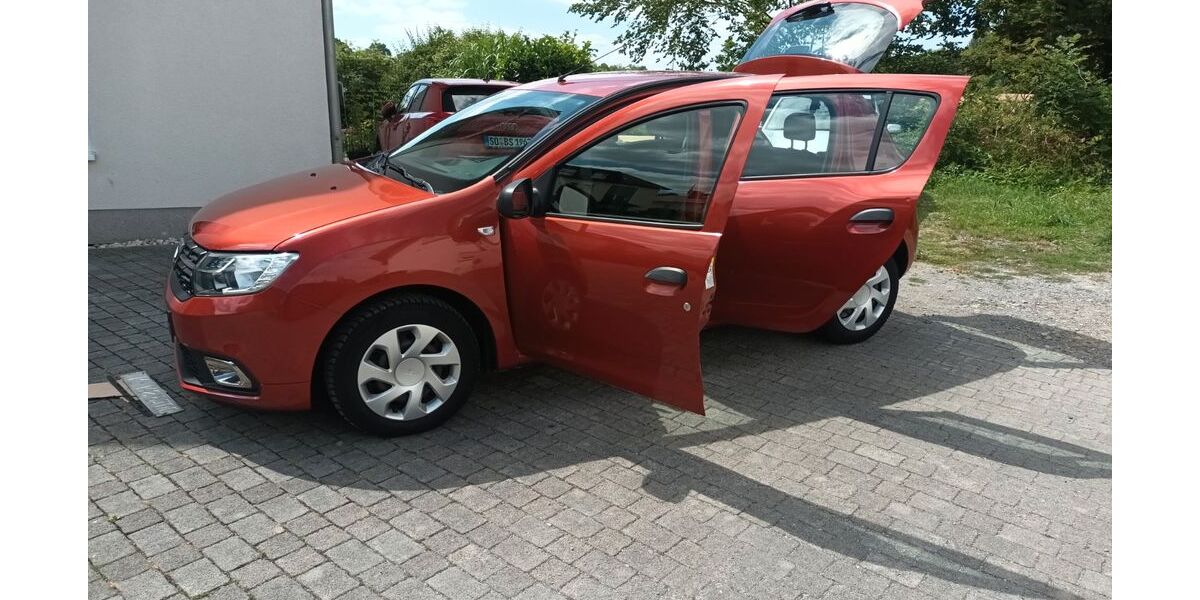 Dacia Sandero 90.000 km 4.500 &euro; Bad Sassendorf 59505