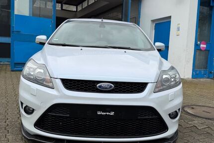 Ford Focus 89.800 km 14.500 &euro; Lünen 44536