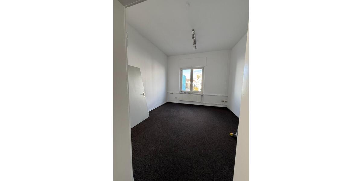 Büroräume in zentraler Lage zu vermieten zimmer