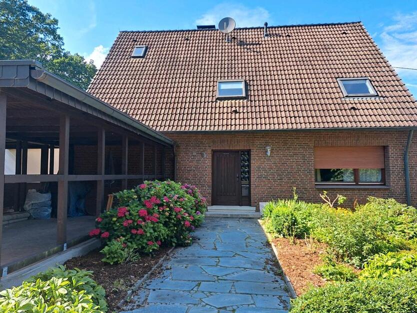 Zweifamilienhaus mit Einliegerwohnung Menden Halingen Garagen zimmer