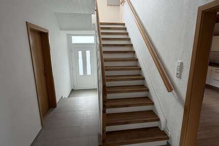 Haus Werl-Niederbergstraße Niederbergstraße - 5 Zimmer, 174 m&sup2;, 1.500&euro; | Angebot:26202072