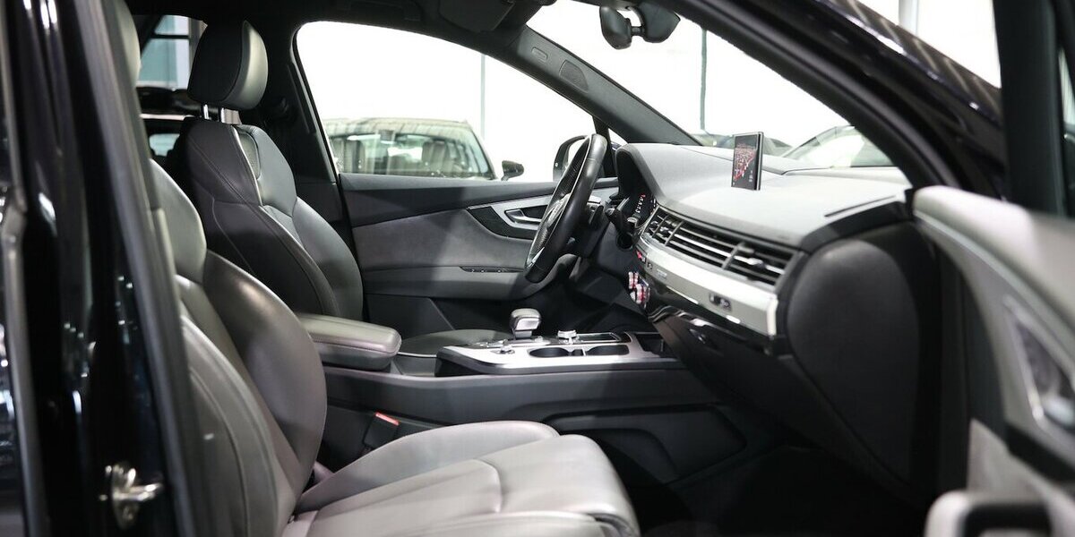 Audi Q7 3.0 TDI Q S-LINE SPORT BLACK / 7-SITZER / TOP 129.000 km 33.444 &euro; Hamm 59077
