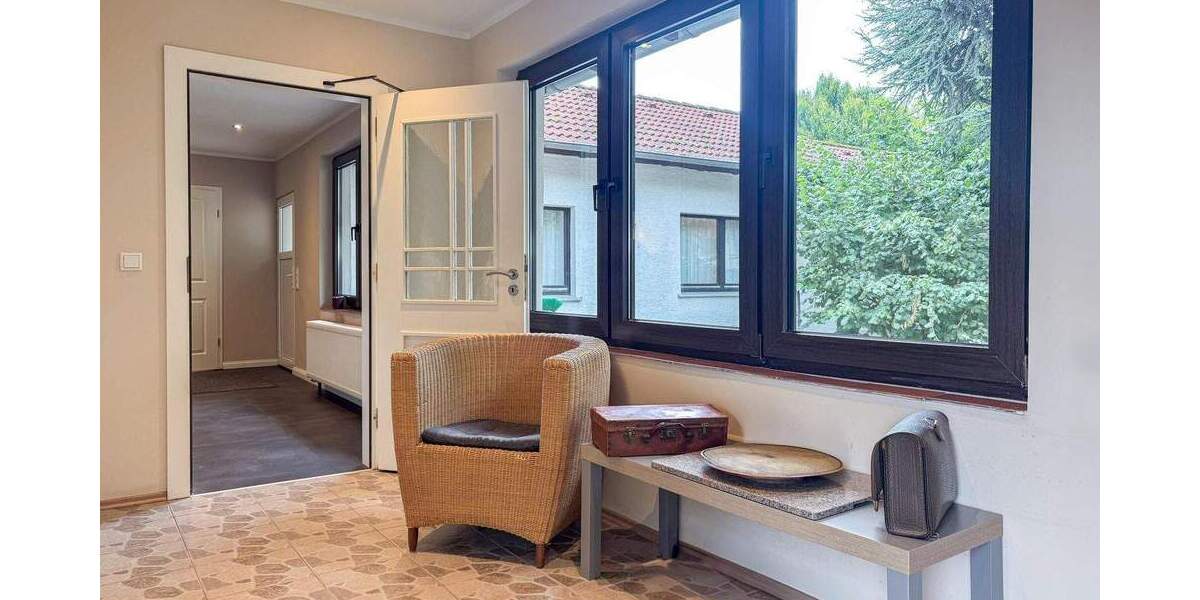 **Erdgeschosswohnung der Extraklasse mit Garten** 4 zimmer