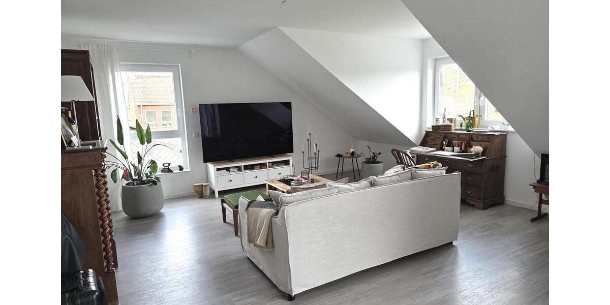 Dachgeschoßwohnung Beckum - 2 Zimmer, 83 m&sup2;, 850&euro; | Angebot:26132166