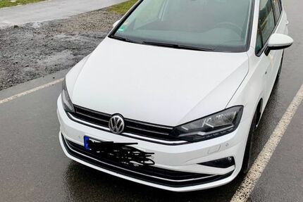 VW Golf Sportsvan