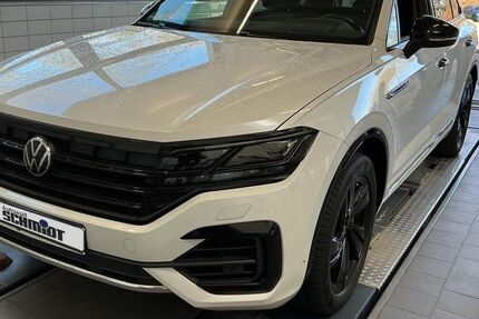 VW Touareg 169.993 km 44.589 &euro; Soest 59494