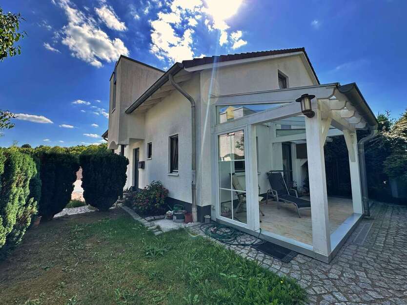 Haus zum Kaufen in Iserlohn 365.000 € 140 m² 4 zimmer