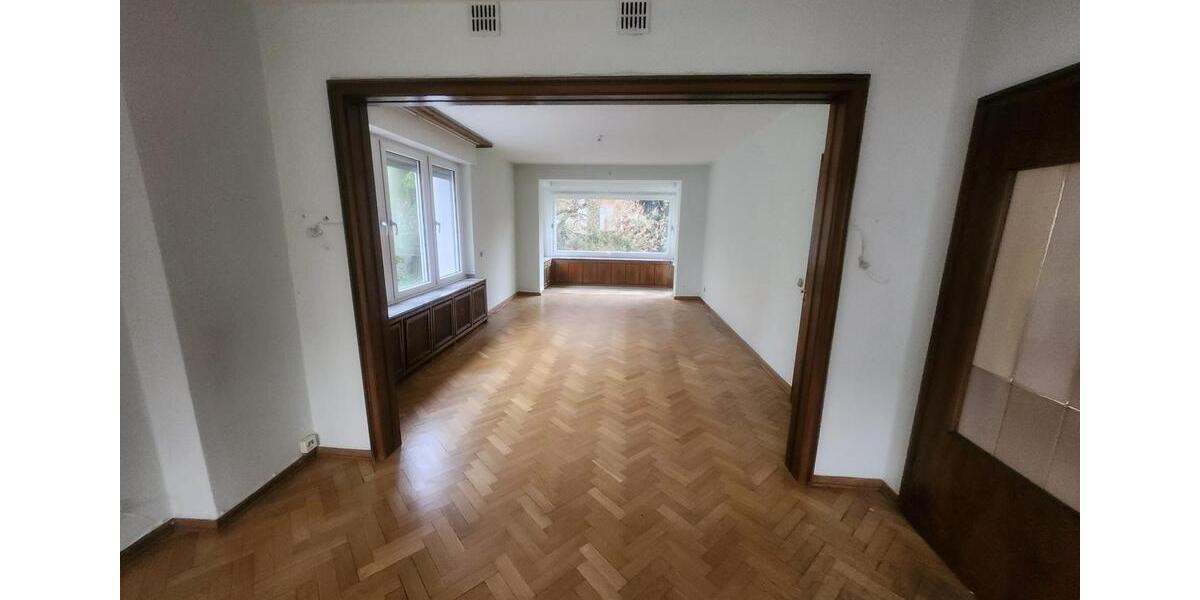Erdgeschoßwohnung Dortmund Brackel - 4.5 Zimmer, 175 m&sup2;, 1.745&euro; | Angebot:26164554