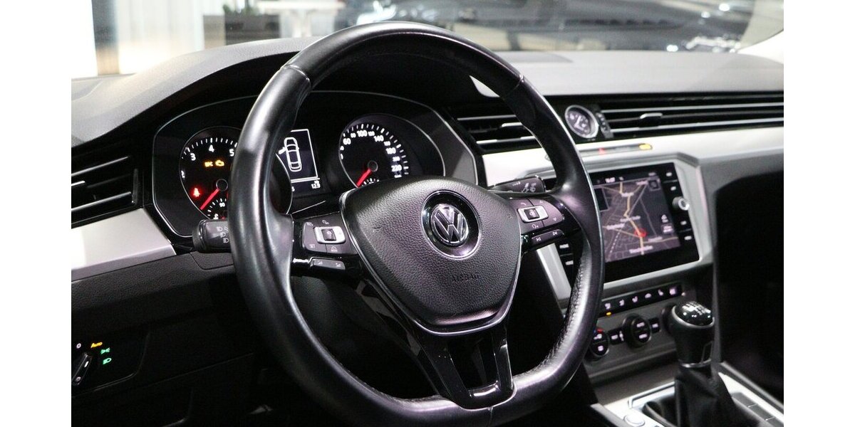 VW Passat 1.4 TSI Comfortline NAVI-DM+APPLE+ANDROID 159.000 km 13.111 &euro; Hamm 59077