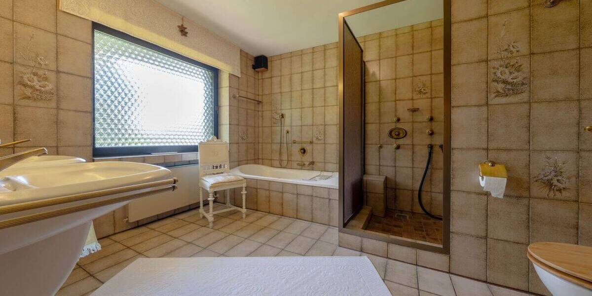 Einfamilienhaus Dortmund Brechten - 5 Zimmer, 256 m&sup2;, 1.250.000&euro; | Angebot:23958206