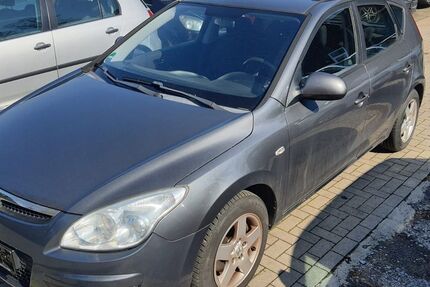 Hyundai i30 197.000 km 1.699 &euro; Ascheberg 59387