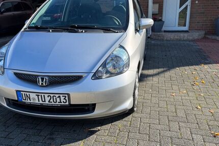 Honda Jazz 138.000 km 4.390 € Bergkamen 59192