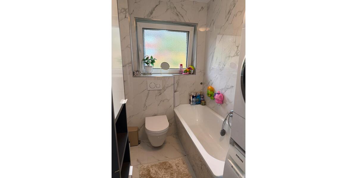 Gepflegte Eigentumswohnung mit Garage und Stellplatz 3.5 zimmer