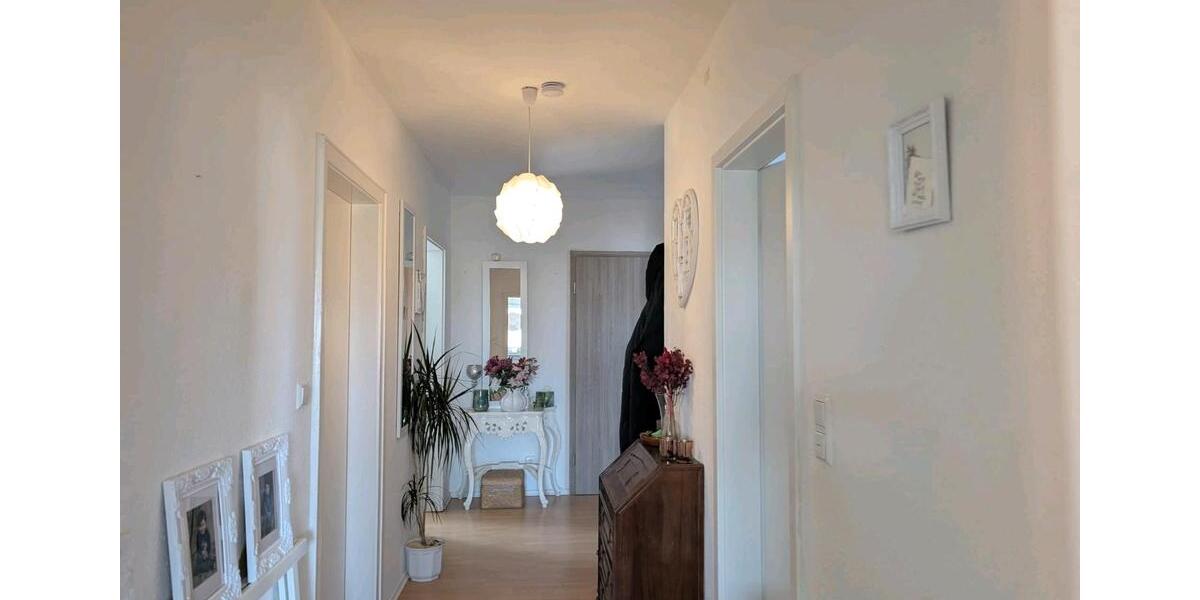 Dachgeschoßwohnung Oelde - 4 Zimmer, 83 m&sup2;, 710&euro; | Angebot:26413509