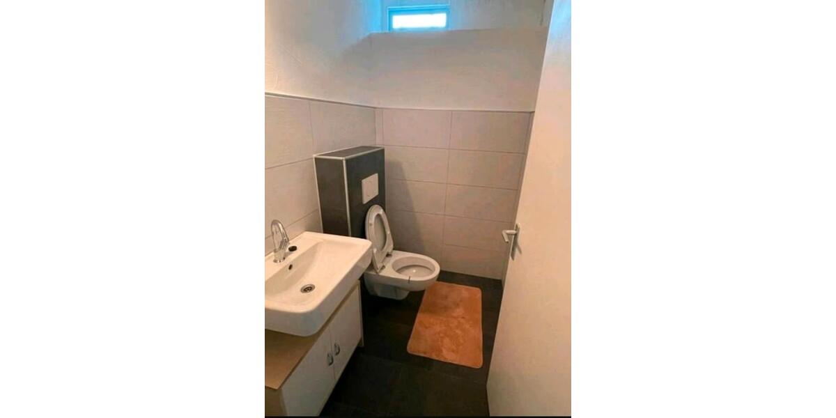 1 Zimmer in einer Frauen WG ab Februar wahlweise März frei 1 zimmer