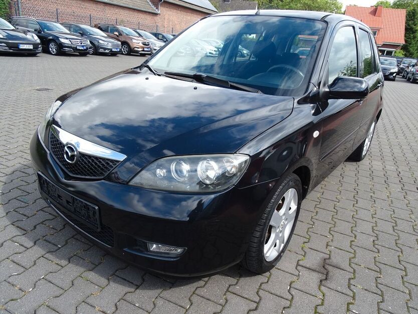 Mazda 2 184.000 km 1.980 € Hamm 59073