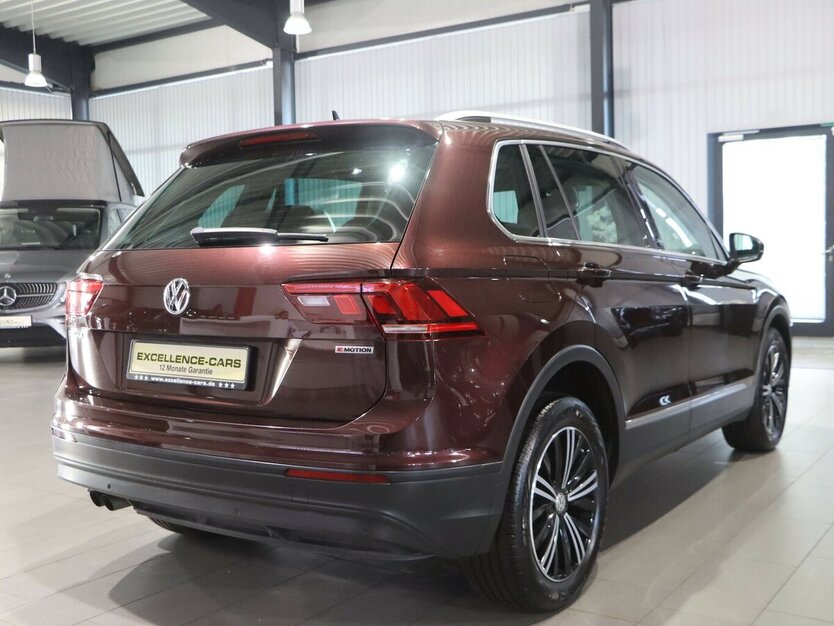 VW Tiguan 1.4 TSI DSG 4M SOUND / PANORAMA / AID 116.000 km 19.777 € Hamm 59077