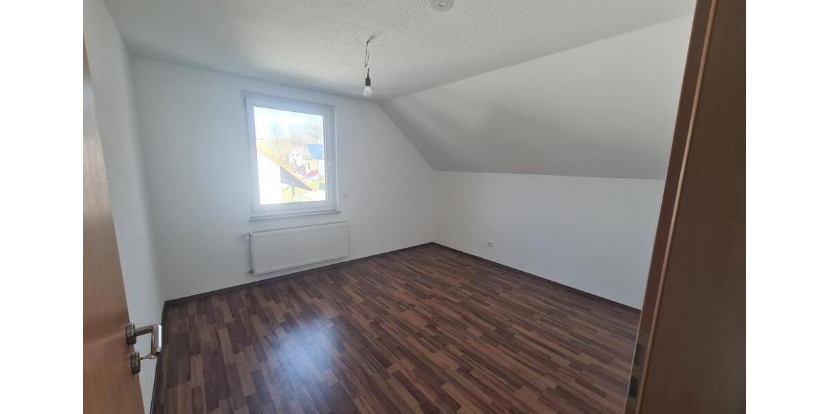 Doppelhaushälfte Arnsberg Rusch - 4 Zimmer, 110 m&sup2;, 990&euro; | Angebot:26229010