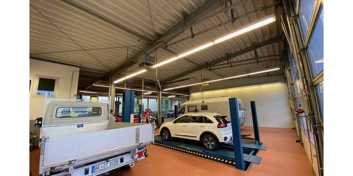 Einzigartige Investitionschance: Autohaus mit vielseitigem Nutzungspotenzial in bester Lage von Ahlen! zimmer