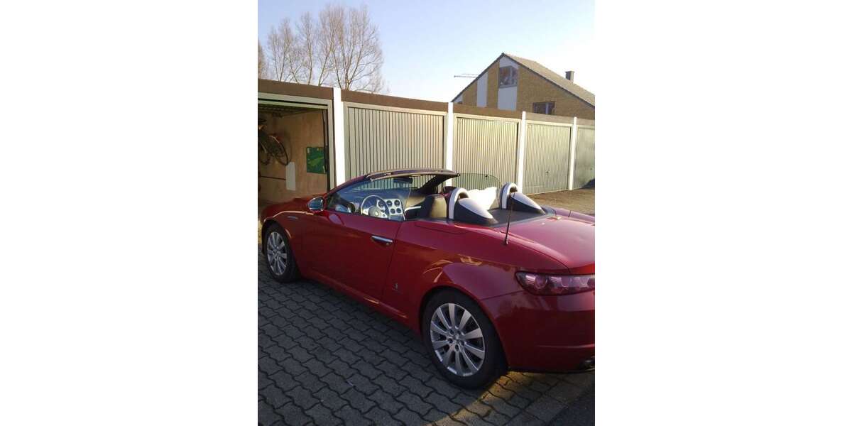 Alfa Romeo Spider 74.000 km 12.999 &euro; Hamm 59063