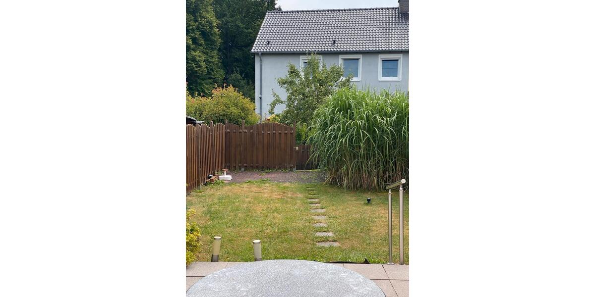 Reihenhaus Menden (Sauerland) Bösperde - 3 Zimmer, 70 m&sup2;, 180.000&euro; | Angebot:27079096
