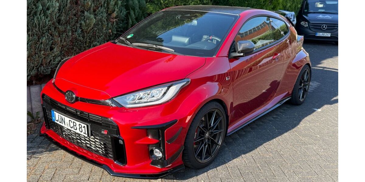 Toyota Yaris 9.500 km 41.000 &euro; Bergkamen 59192