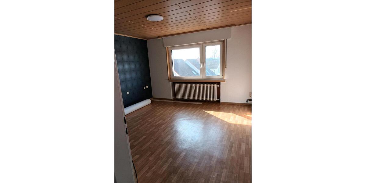 Etagenwohnung Ense - 3 Zimmer, 85 m&sup2;, 520&euro; | Angebot:25420396